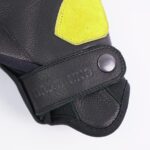 Cierre guante de moto de la marca Gloves Forest negro
