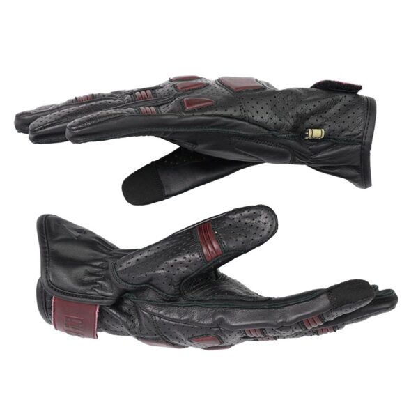 Vista lateral guantes de moto Gloves Pilot II en negro y rojo