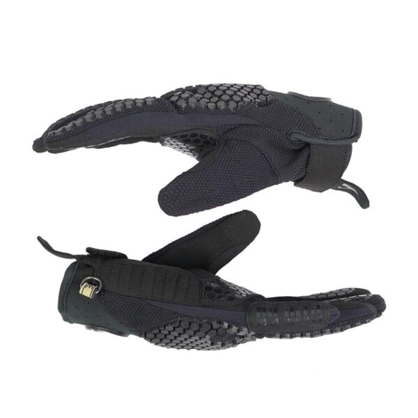 Vista lateral de par de guantes de moto Gloves Sierra en negro